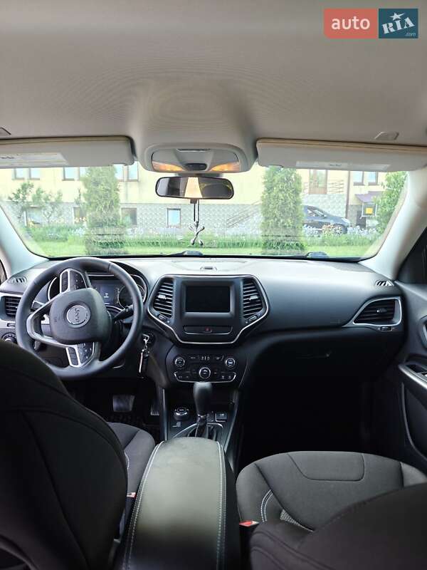 Внедорожник / Кроссовер Jeep Cherokee 2018 в Коломые