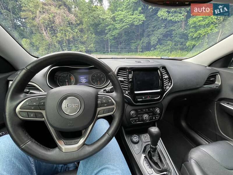 Позашляховик / Кросовер Jeep Cherokee 2018 в Києві