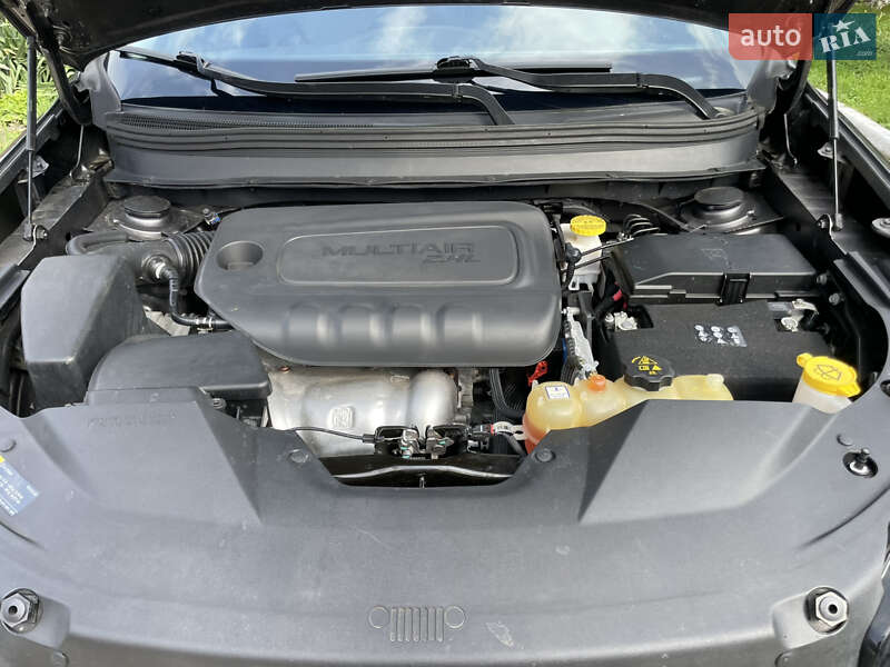 Позашляховик / Кросовер Jeep Cherokee 2019 в Рівному