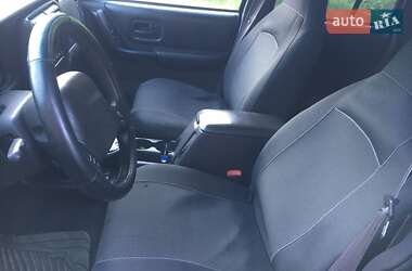 Внедорожник / Кроссовер Jeep Cherokee 2000 в 
