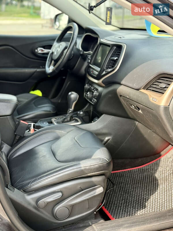 Внедорожник / Кроссовер Jeep Cherokee 2014 в Чернигове фото 11 Внедорожник / Кроссовер Jeep Cherokee 2014 в Чернигове