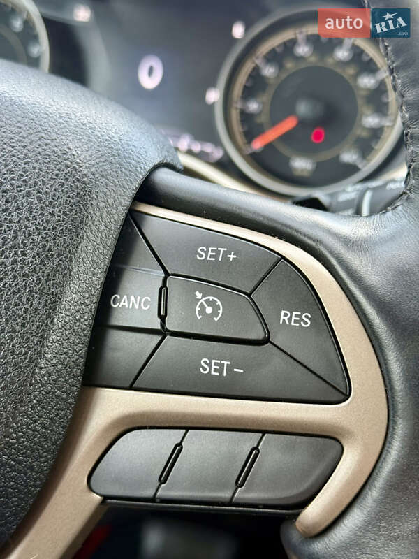 Внедорожник / Кроссовер Jeep Cherokee 2014 в Чернигове фото 26 Внедорожник / Кроссовер Jeep Cherokee 2014 в Чернигове