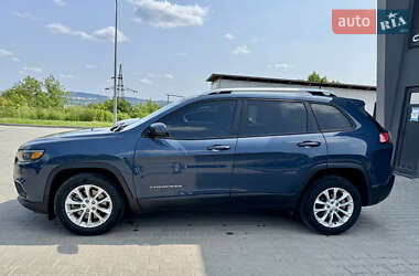 Позашляховик / Кросовер Jeep Cherokee 2020 в 