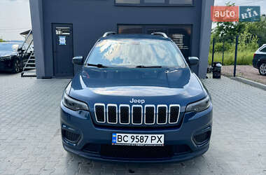Позашляховик / Кросовер Jeep Cherokee 2020 в 