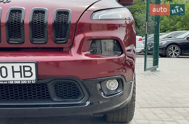 Внедорожник / Кроссовер Jeep Cherokee 2018 в 