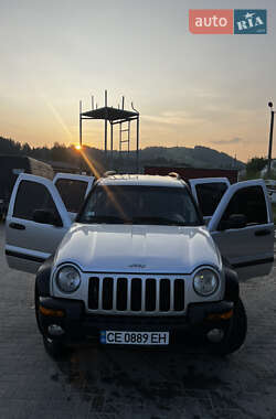 Внедорожник / Кроссовер Jeep Cherokee 2004 в 