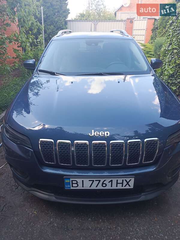 Внедорожник / Кроссовер Jeep Cherokee 2021 в Гадяче