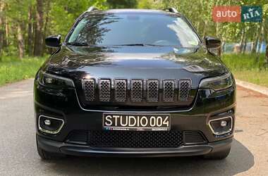 Внедорожник / Кроссовер Jeep Cherokee 2018 в 