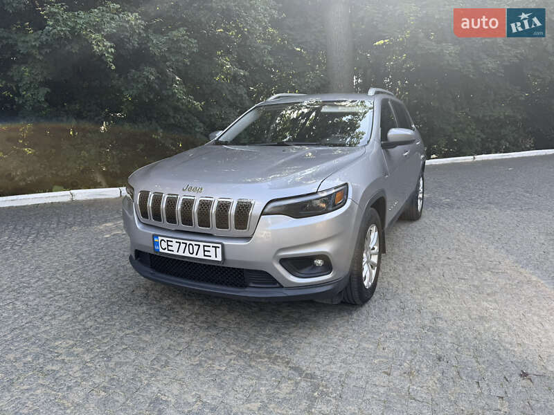 Внедорожник / Кроссовер Jeep Cherokee 2018 в Черновцах