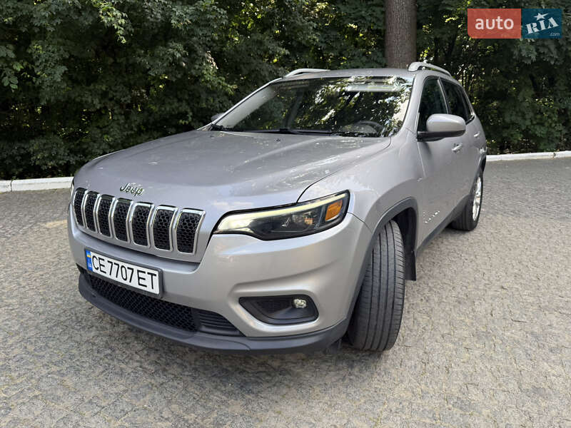Внедорожник / Кроссовер Jeep Cherokee 2018 в Черновцах