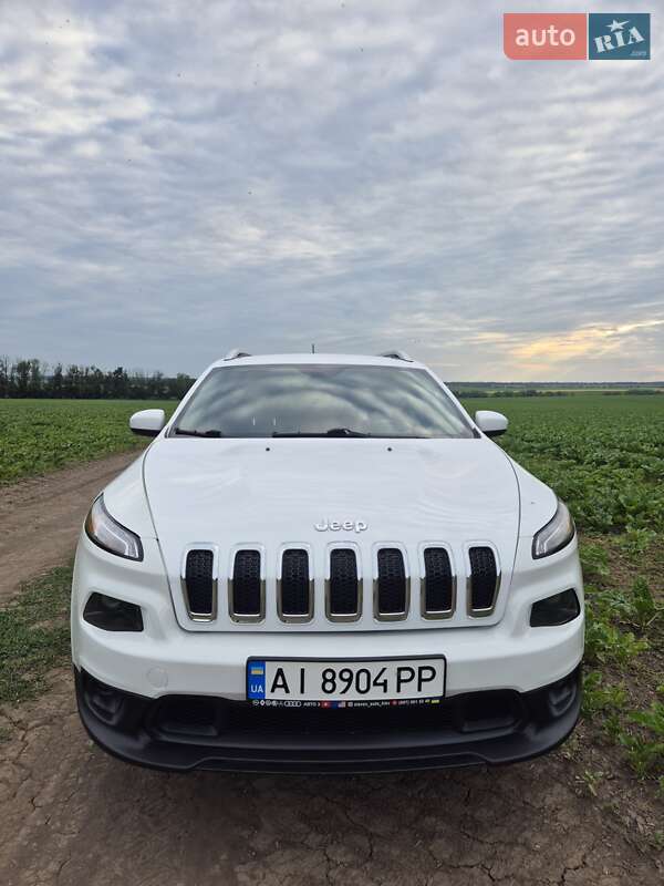 Позашляховик / Кросовер Jeep Cherokee 2018 в Гайсину