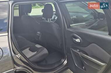 Внедорожник / Кроссовер Jeep Cherokee 2014 в 