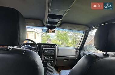 Внедорожник / Кроссовер Jeep Cherokee 2001 в 