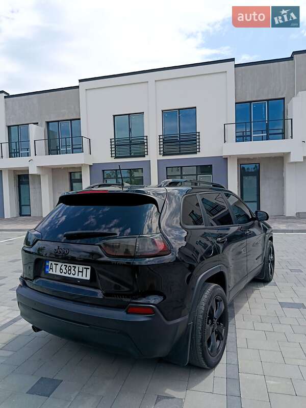 Внедорожник / Кроссовер Jeep Cherokee 2019 в Ивано-Франковске