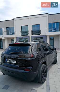 Внедорожник / Кроссовер Jeep Cherokee 2019 в 