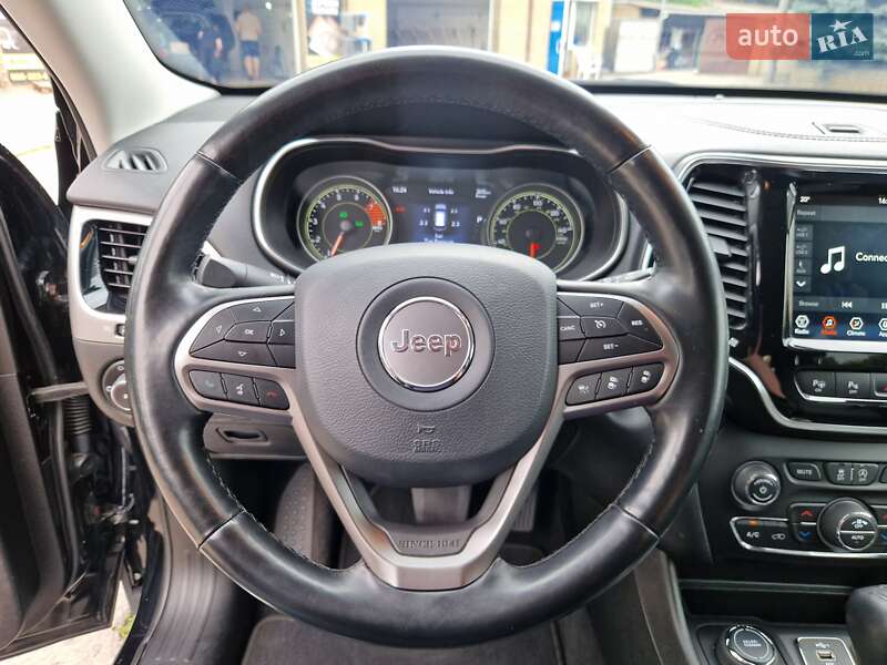 Внедорожник / Кроссовер Jeep Cherokee 2020 в Днепре