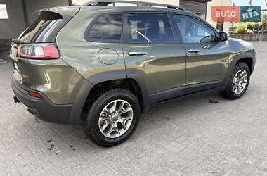 Внедорожник / Кроссовер Jeep Cherokee 2021 в 