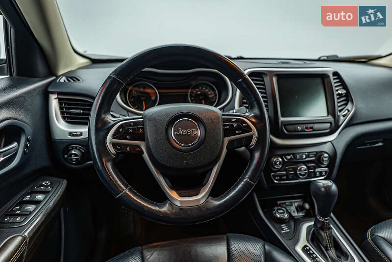 Внедорожник / Кроссовер Jeep Cherokee 2015 в Киеве фото 10 Внедорожник / Кроссовер Jeep Cherokee 2015 в Киеве