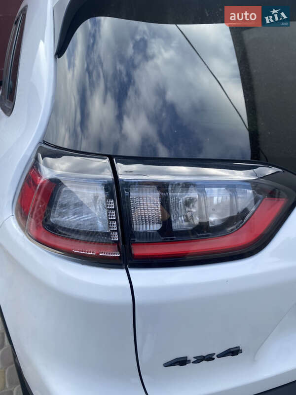 Позашляховик / Кросовер Jeep Cherokee 2018 в Острозі