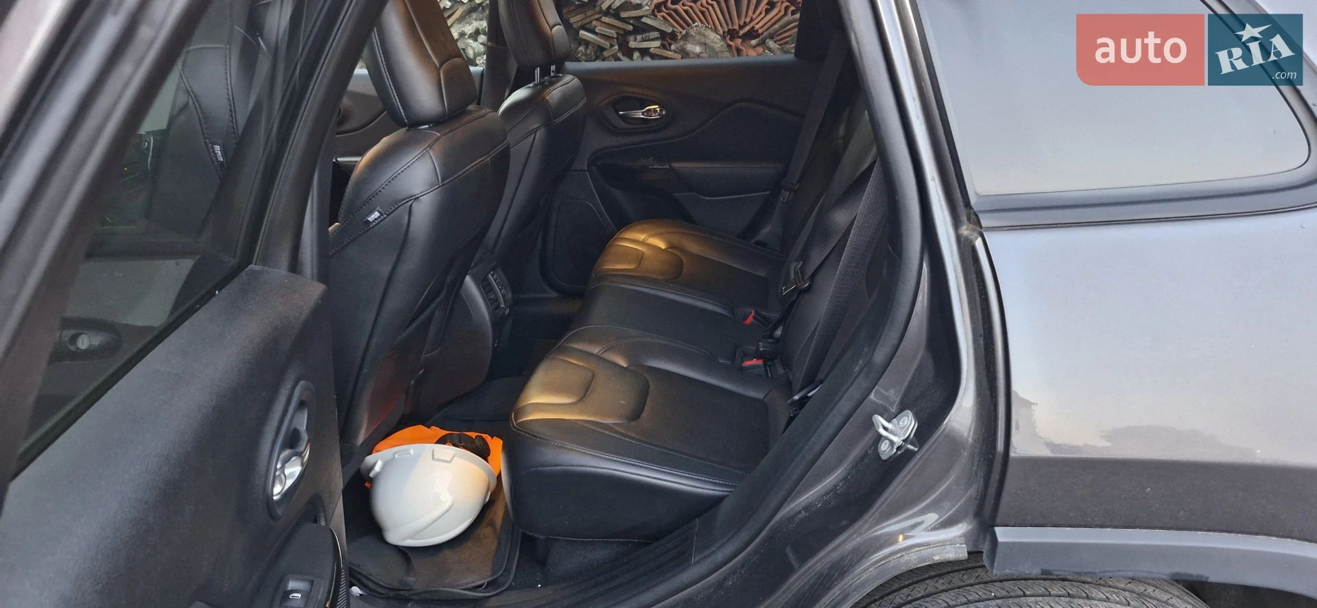 2021 Jeep Cherokee - мініатюра 14