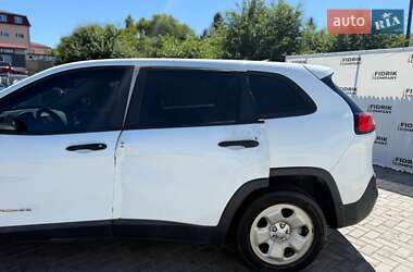 Внедорожник / Кроссовер Jeep Cherokee 2017 в 