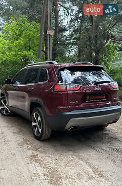 Внедорожник / Кроссовер Jeep Cherokee 2018 в 