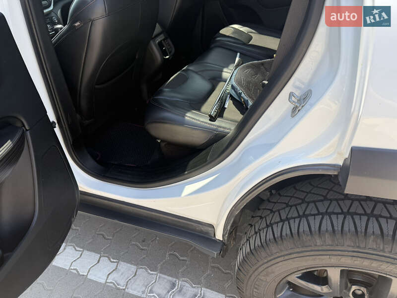 Внедорожник / Кроссовер Jeep Cherokee 2016 в Ивано-Франковске фото 12 Внедорожник / Кроссовер Jeep Cherokee 2016 в Ивано-Франковске