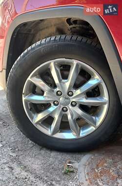 Внедорожник / Кроссовер Jeep Cherokee 2016 в Тернополе фото 10 Внедорожник / Кроссовер Jeep Cherokee 2016 в Тернополе