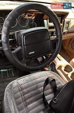 Внедорожник / Кроссовер Jeep Cherokee 1995 в 
