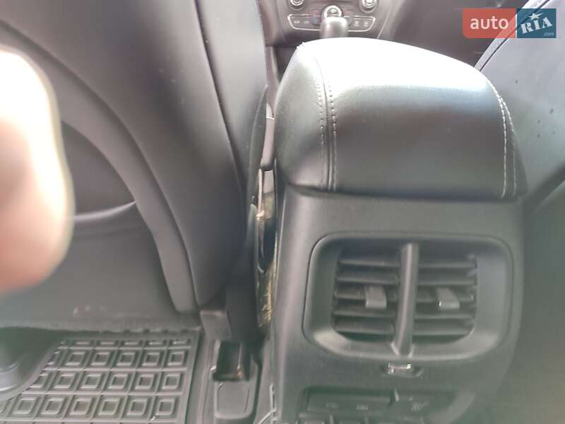 Внедорожник / Кроссовер Jeep Cherokee 2019 в Ровно