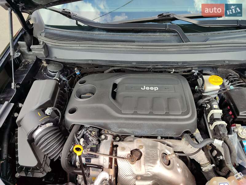 Внедорожник / Кроссовер Jeep Cherokee 2019 в Ровно