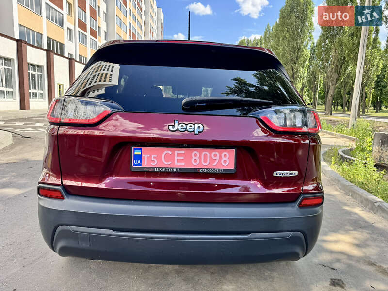 Внедорожник / Кроссовер Jeep Cherokee 2019 в Киеве
