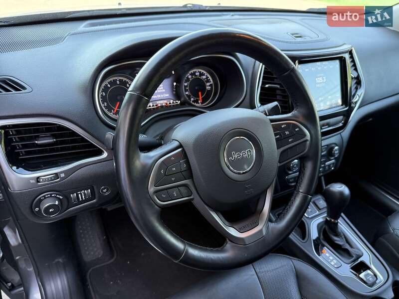 Внедорожник / Кроссовер Jeep Cherokee 2019 в Одессе