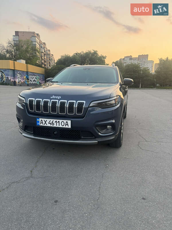 Внедорожник / Кроссовер Jeep Cherokee 2020 в Харькове