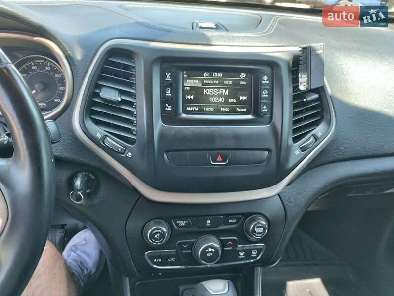 Внедорожник / Кроссовер Jeep Cherokee 2013 в Харькове