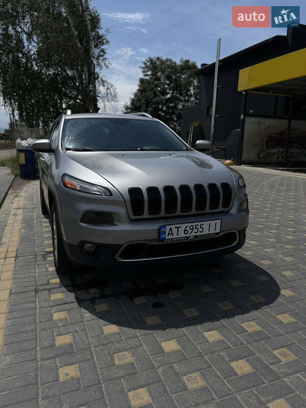 Внедорожник / Кроссовер Jeep Cherokee 2016 в Коломые