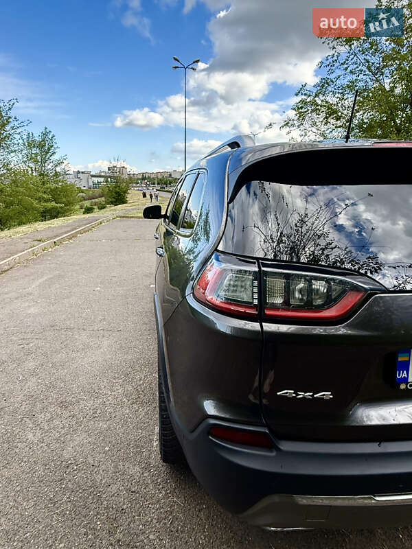 Внедорожник / Кроссовер Jeep Cherokee 2020 в Кривом Роге фото 14 Внедорожник / Кроссовер Jeep Cherokee 2020 в Кривом Роге
