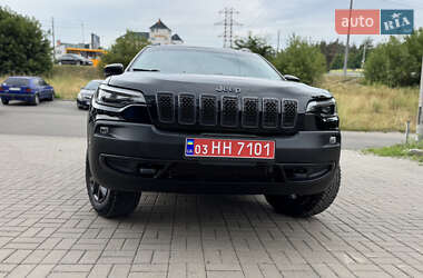 Внедорожник / Кроссовер Jeep Cherokee 2019 в 