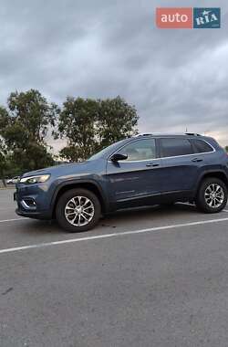 Внедорожник / Кроссовер Jeep Cherokee 2020 в 