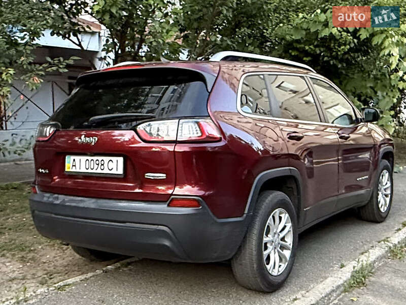 Внедорожник / Кроссовер Jeep Cherokee 2019 в Киеве