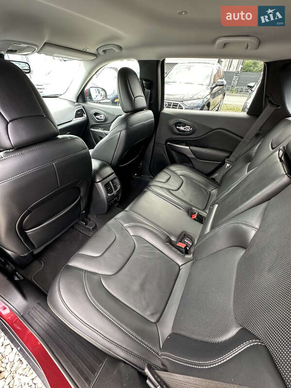 Внедорожник / Кроссовер Jeep Cherokee 2019 в Ивано-Франковске