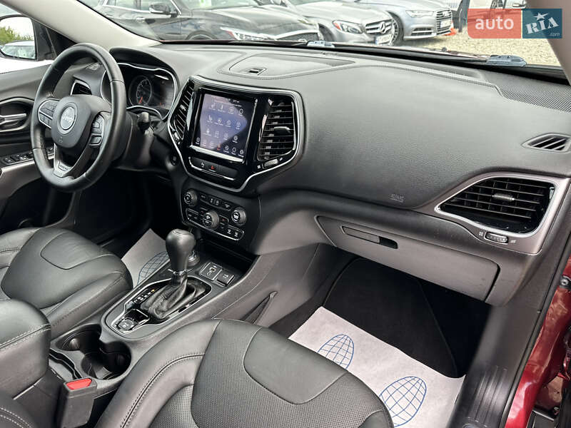 Внедорожник / Кроссовер Jeep Cherokee 2019 в Ивано-Франковске