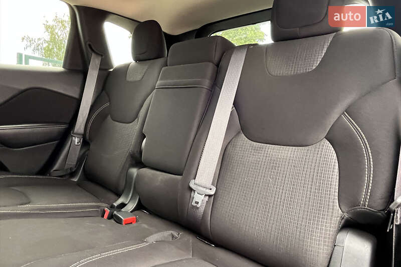 Внедорожник / Кроссовер Jeep Cherokee 2015 в Коломые