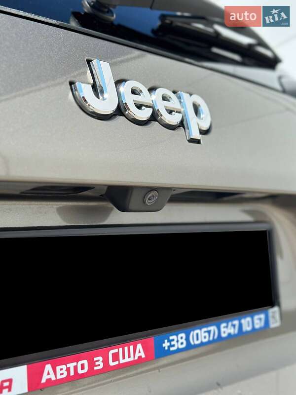 Внедорожник / Кроссовер Jeep Cherokee 2019 в Киеве