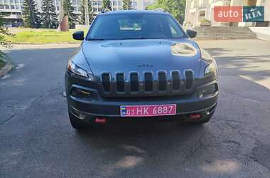 Внедорожник / Кроссовер Jeep Cherokee 2015 в 