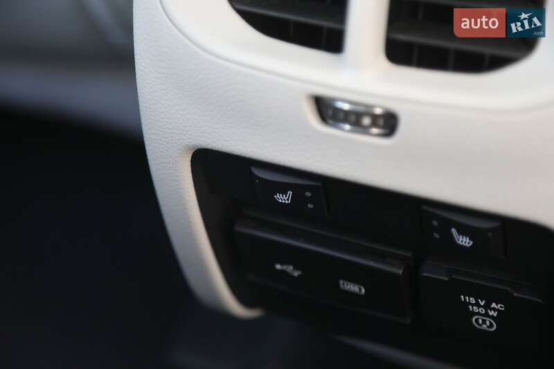 Внедорожник / Кроссовер Jeep Cherokee 2018 в Харькове