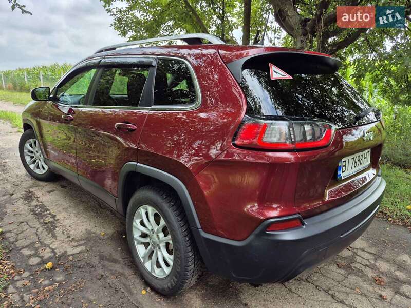 Позашляховик / Кросовер Jeep Cherokee 2019 в Полтаві