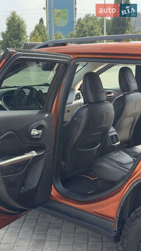 Позашляховик / Кросовер Jeep Cherokee 2014 в Харкові