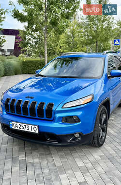 Внедорожник / Кроссовер Jeep Cherokee 2017 в Киеве