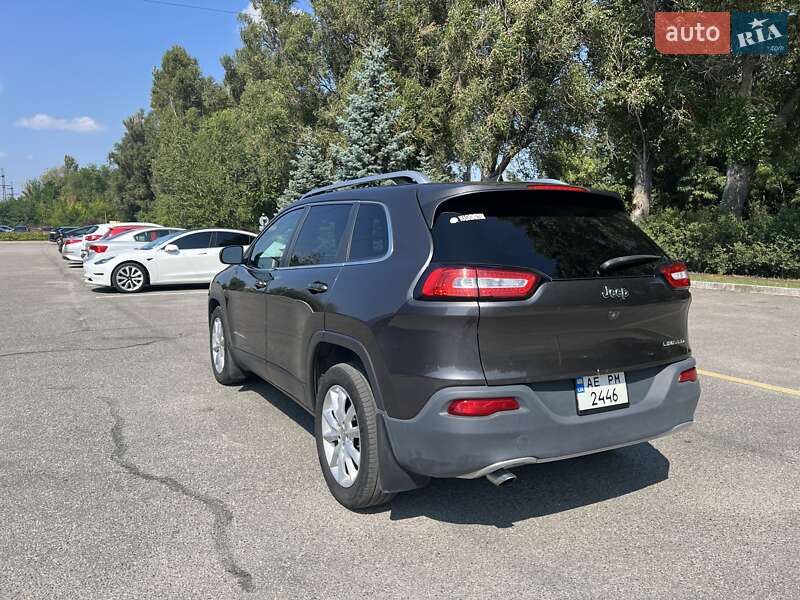 Позашляховик / Кросовер Jeep Cherokee 2015 в Дніпрі